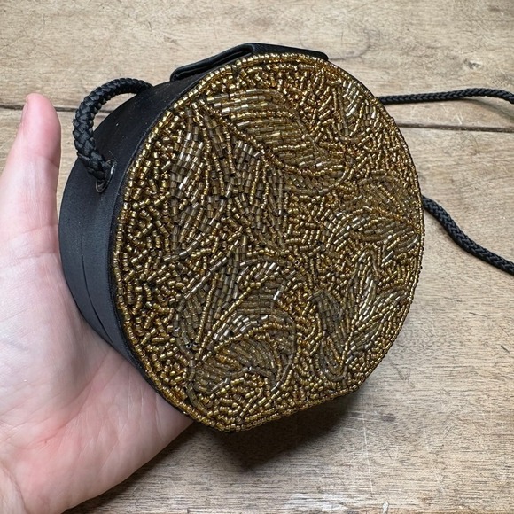 VINTAGE Oscar de la Renta Round Beaded Evening Bag Purse Gold Black Formal - Picture 3 of 10